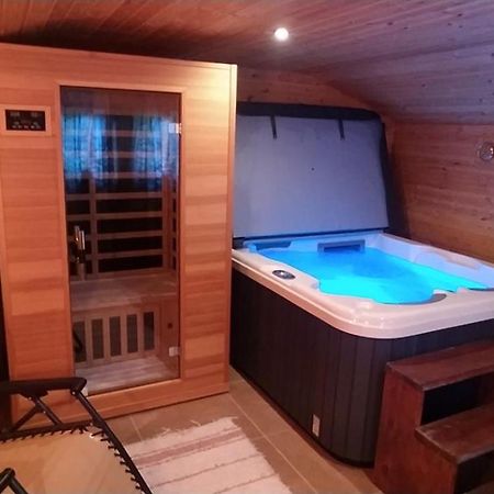 Moezsi Apartman Tolna Экстерьер фото